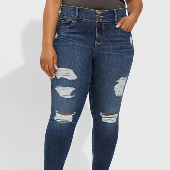 NWOT Torrid Super Stretch Medium Wash 3-Button Jegging Denim Jeans Plus Size 20R - Picture 1 of 5
